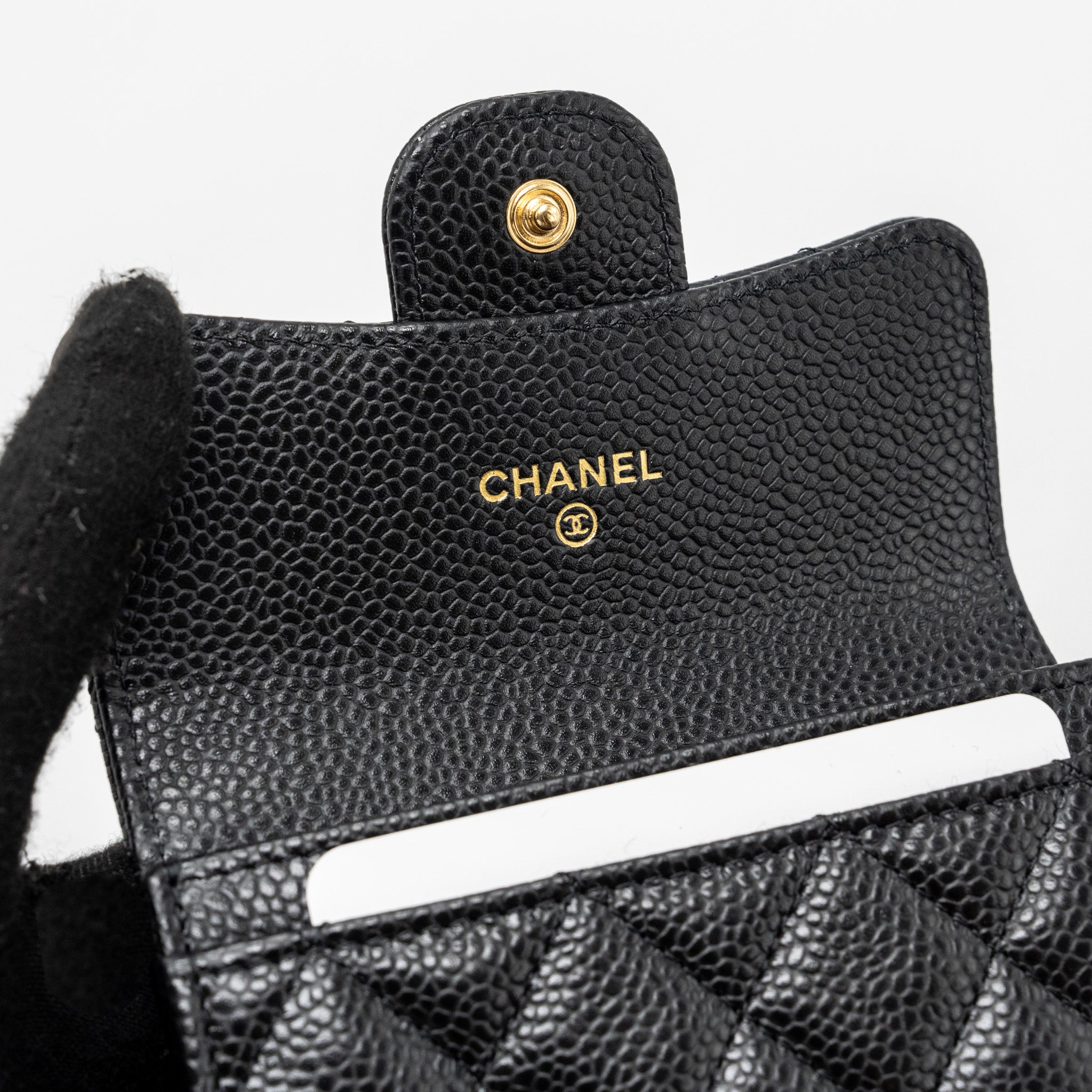 Chanel classic flap card holder caviar black  (microchip)