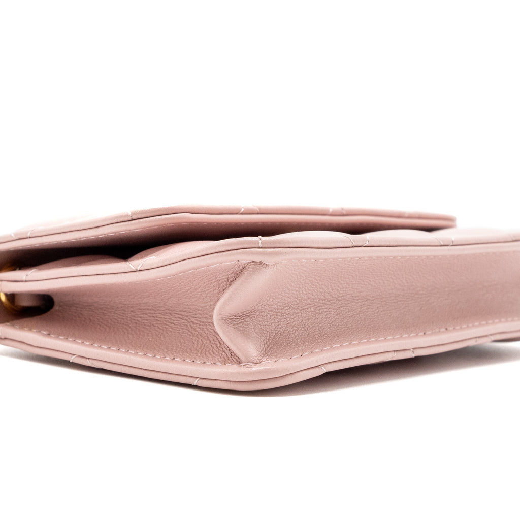 Chanel mini flap card holder with chain limited edition lambskin light pink  (microchip)