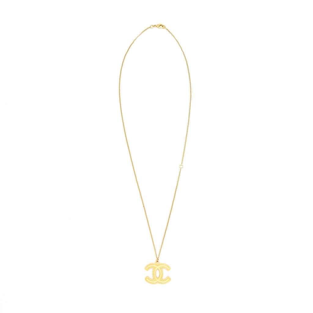 Chanel CC Logo Pendant Necklace Bright Gold Tone
