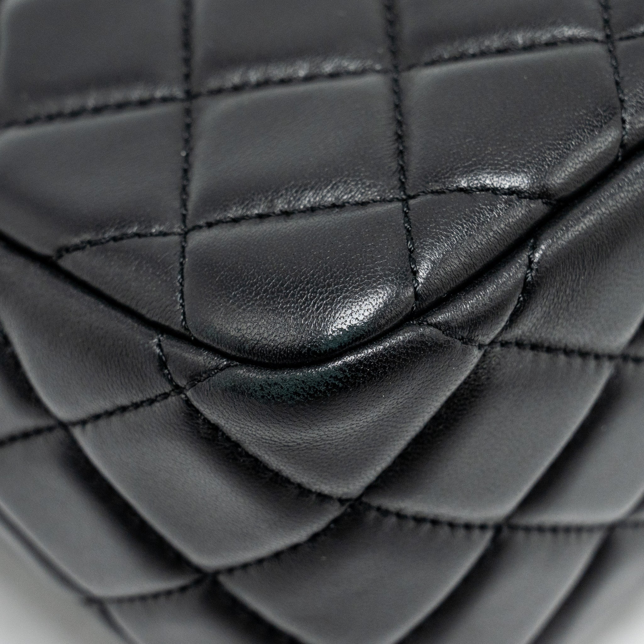 Chanel 22B Pearl Crush Hobo Bag Lambskin BLACK  (Microchip)