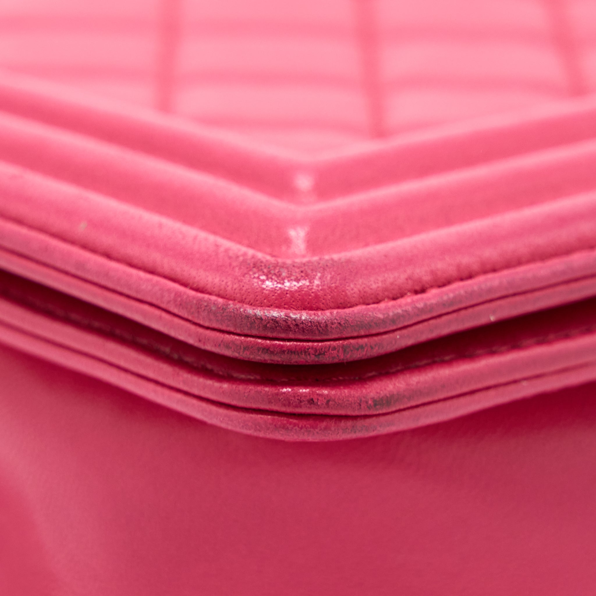 Chanel Medium Boy Bag Lambskin Pink