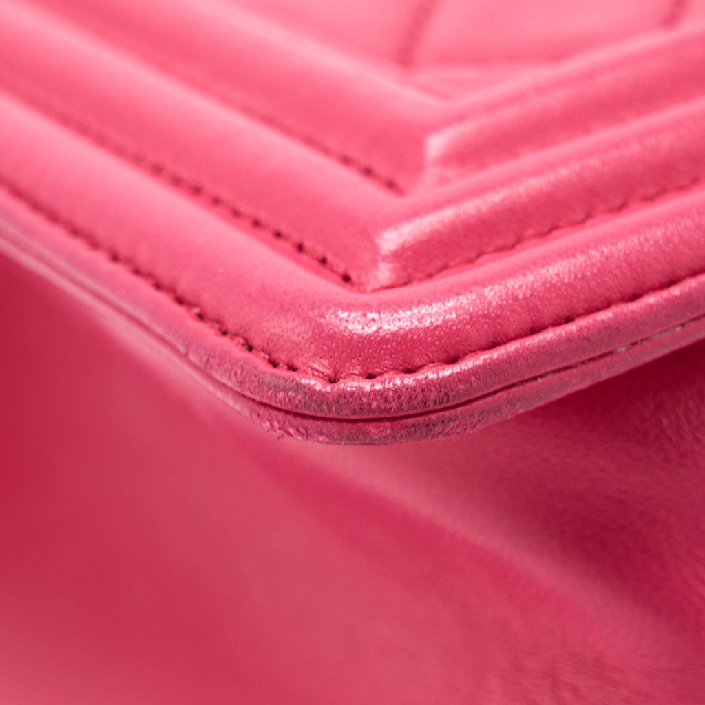 Chanel Medium Boy Bag Lambskin Pink