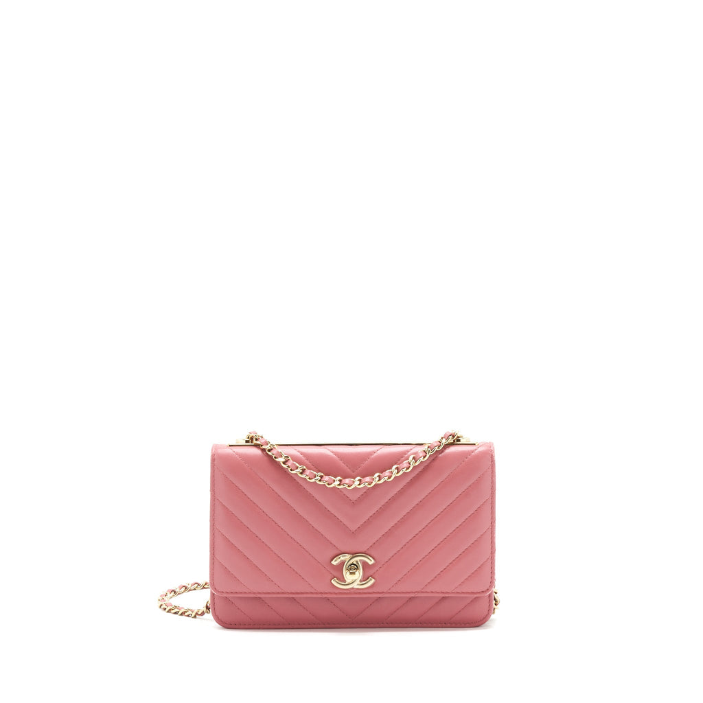 Chanel Chevron trendy CC Wallet on Chain Lambskin pink L
