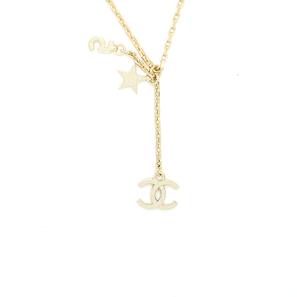 Chanel No.5/CC Logo/Star Necklace Light Gold Tone