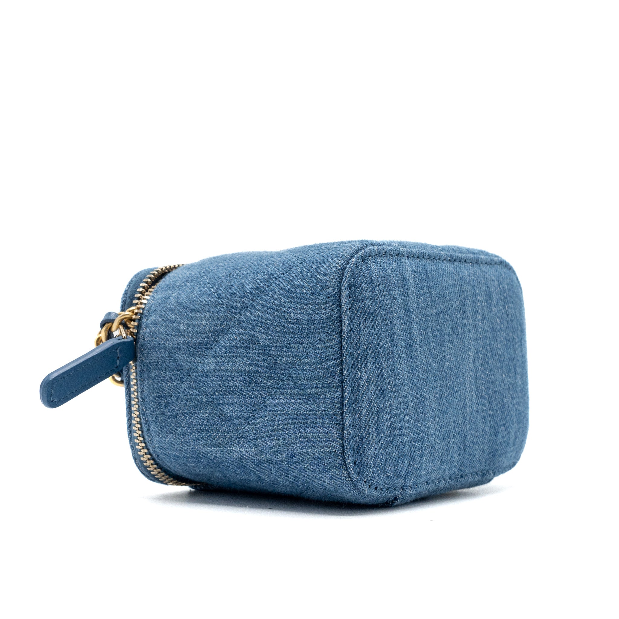 Chanel pearl crush mini vanity with chain Denim Blue