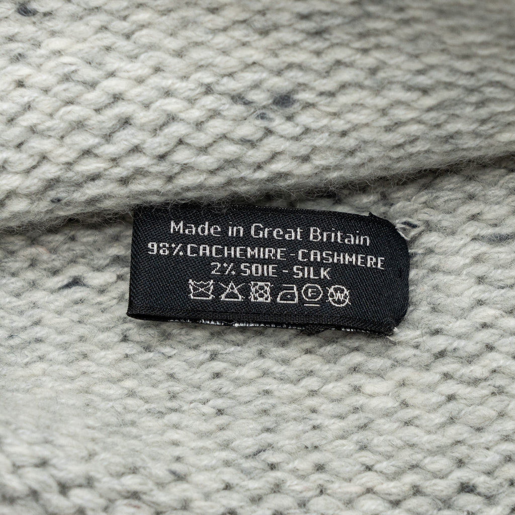 Chanel CC Logo Beanie Cashmere/ Silk Light Grey