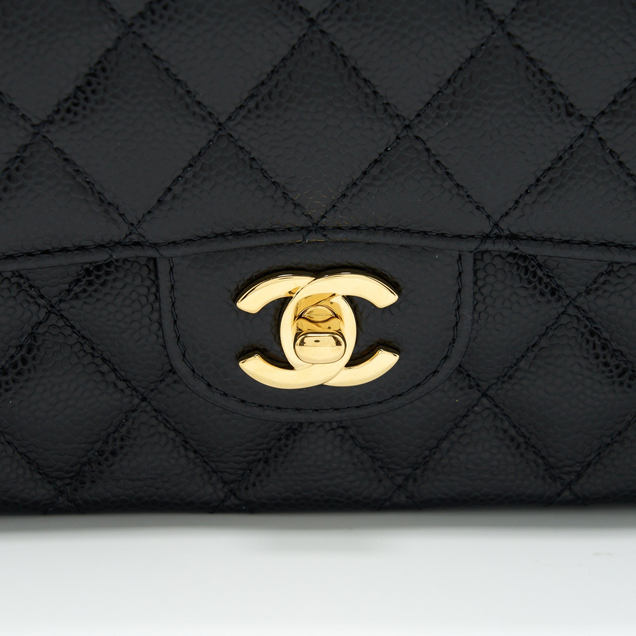 Chanel Medium Classic Flap bag Caviar Black