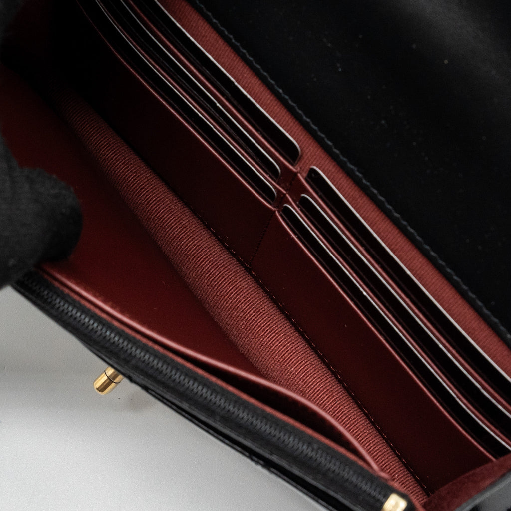 Chanel 24C gold Crush wallet on chain calfskin black  (microchip)