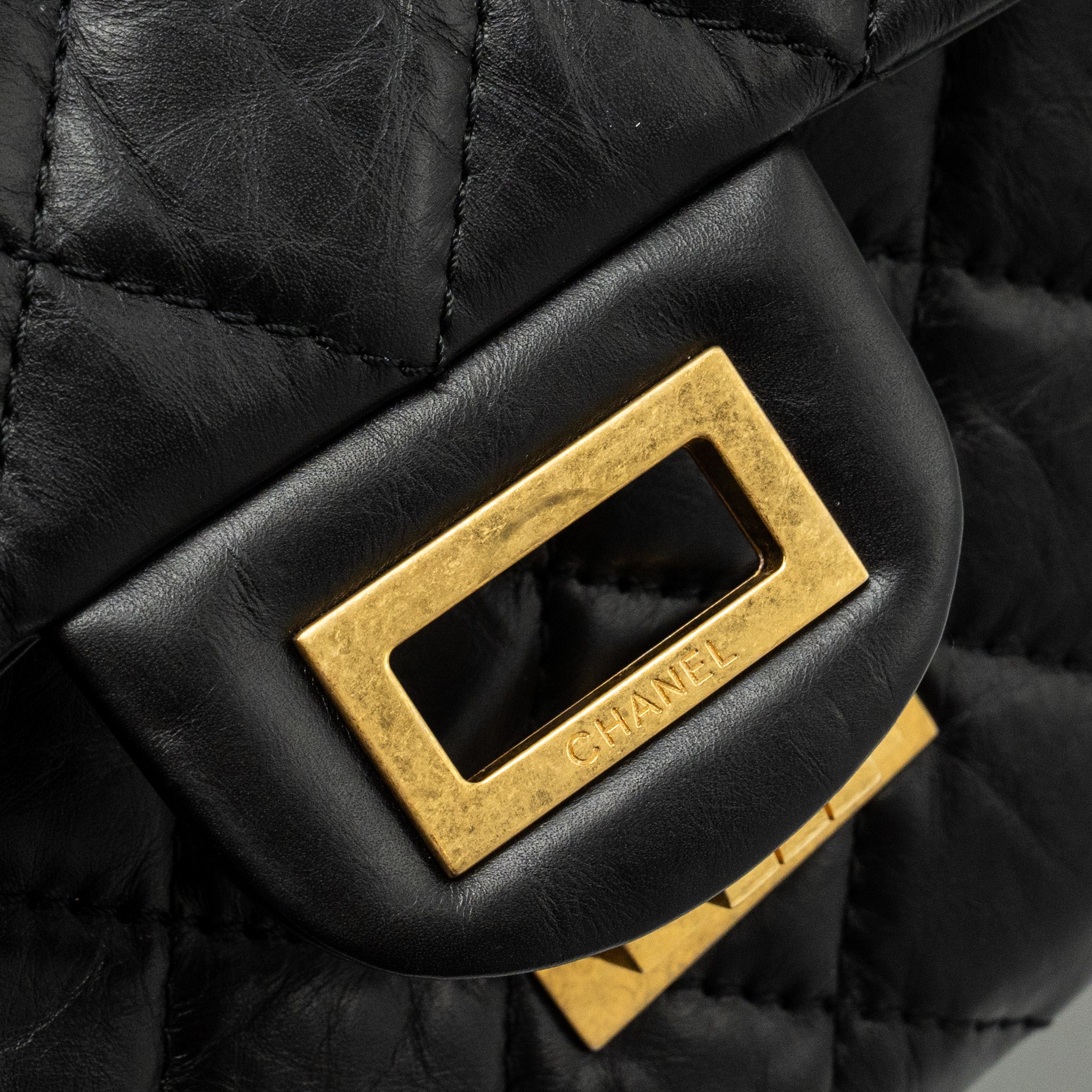 Chanel Maxi 2.55 reissue flap bag aged calfskin Black