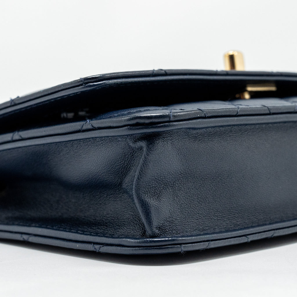 Chanel Trendy CC Wallet On Chain Lambskin Navy L