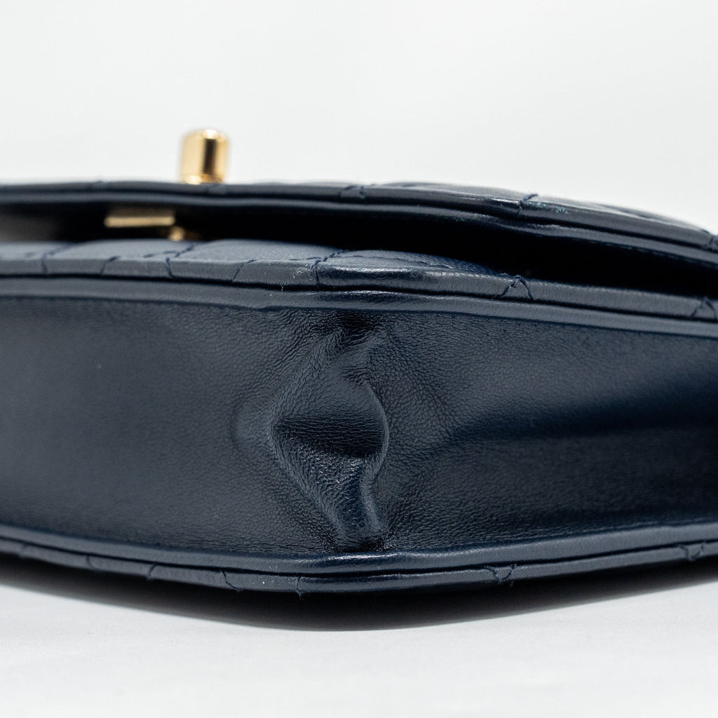 Chanel Trendy CC Wallet On Chain Lambskin Navy L
