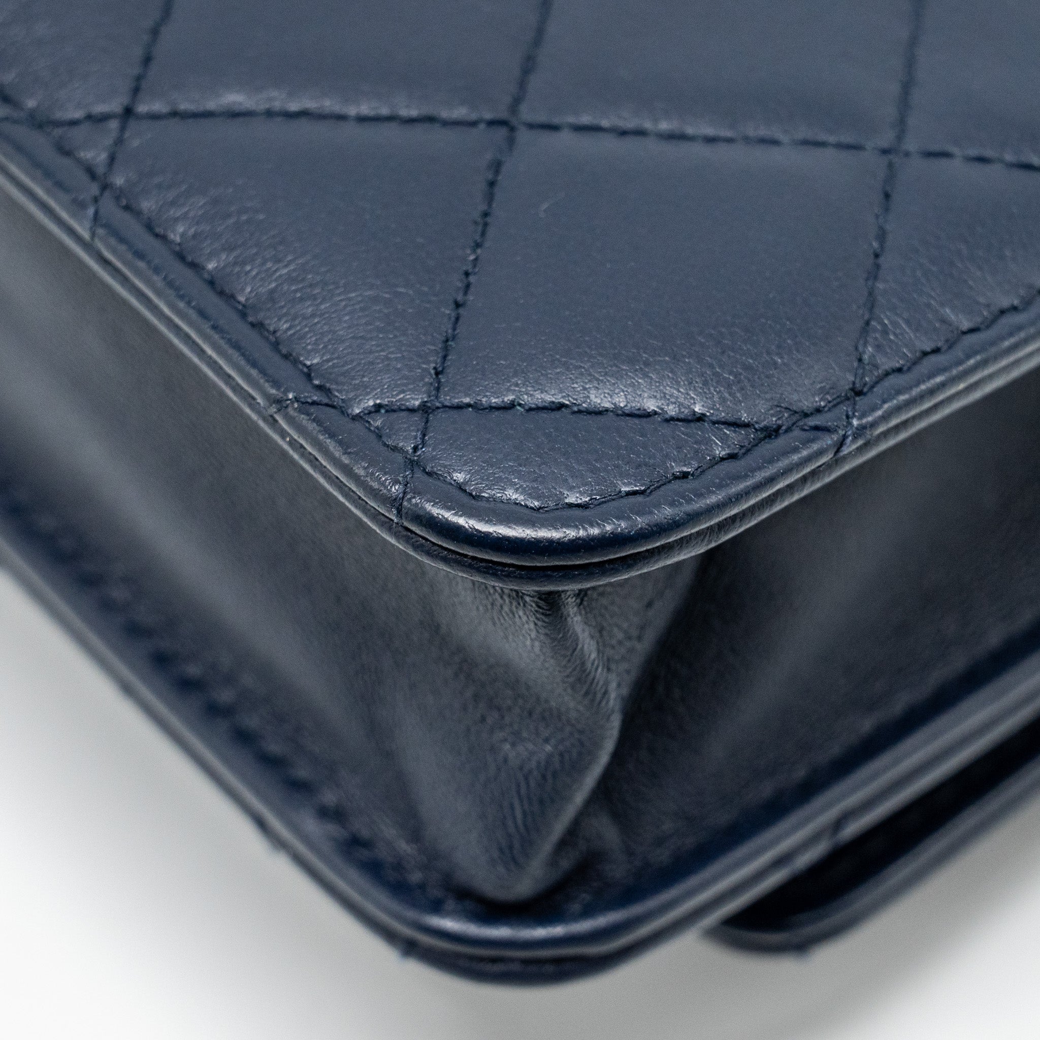 Chanel Trendy CC Wallet On Chain Lambskin Navy L