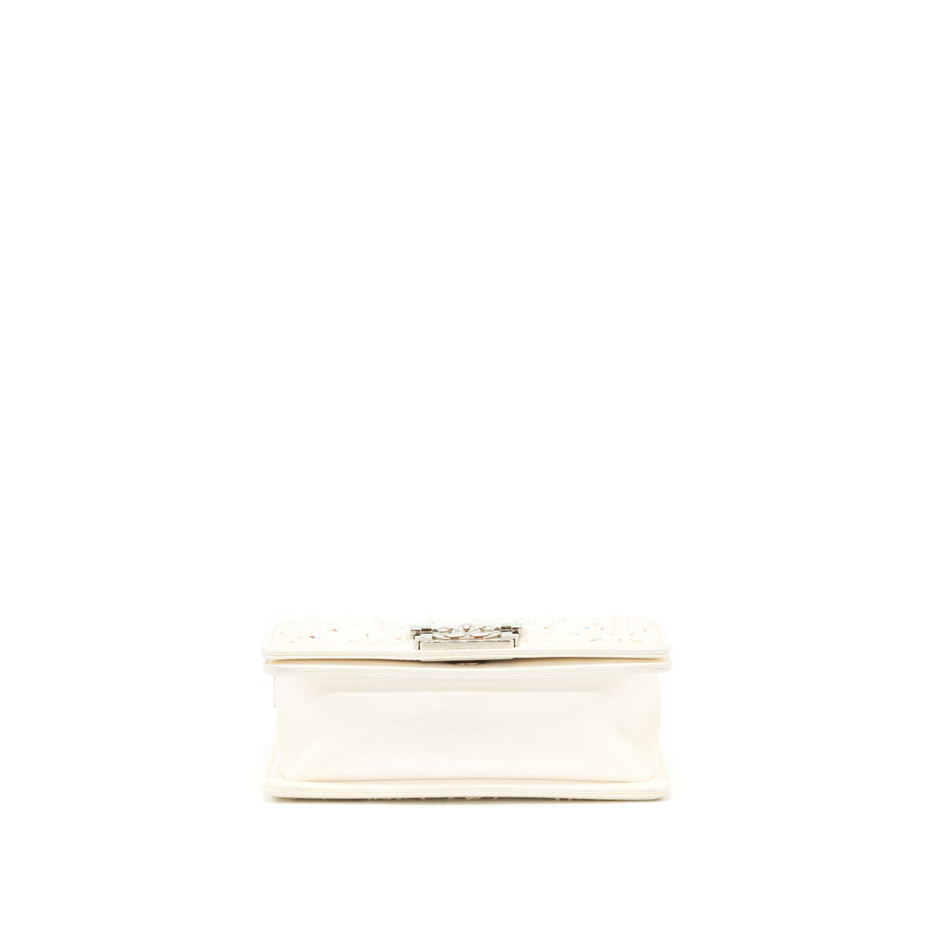 Chanel Small boy bag limited white