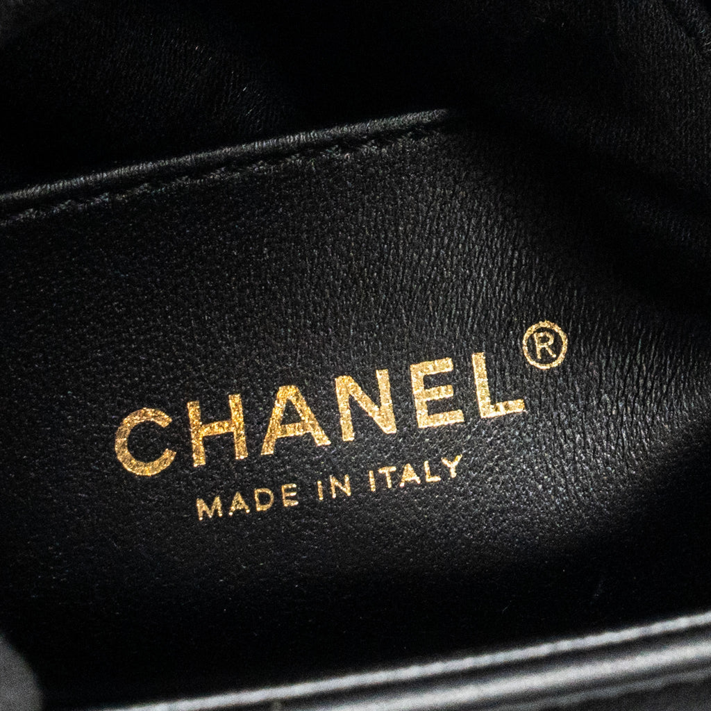 Chanel Small Boy Bag Calfskin Black  (microchip)