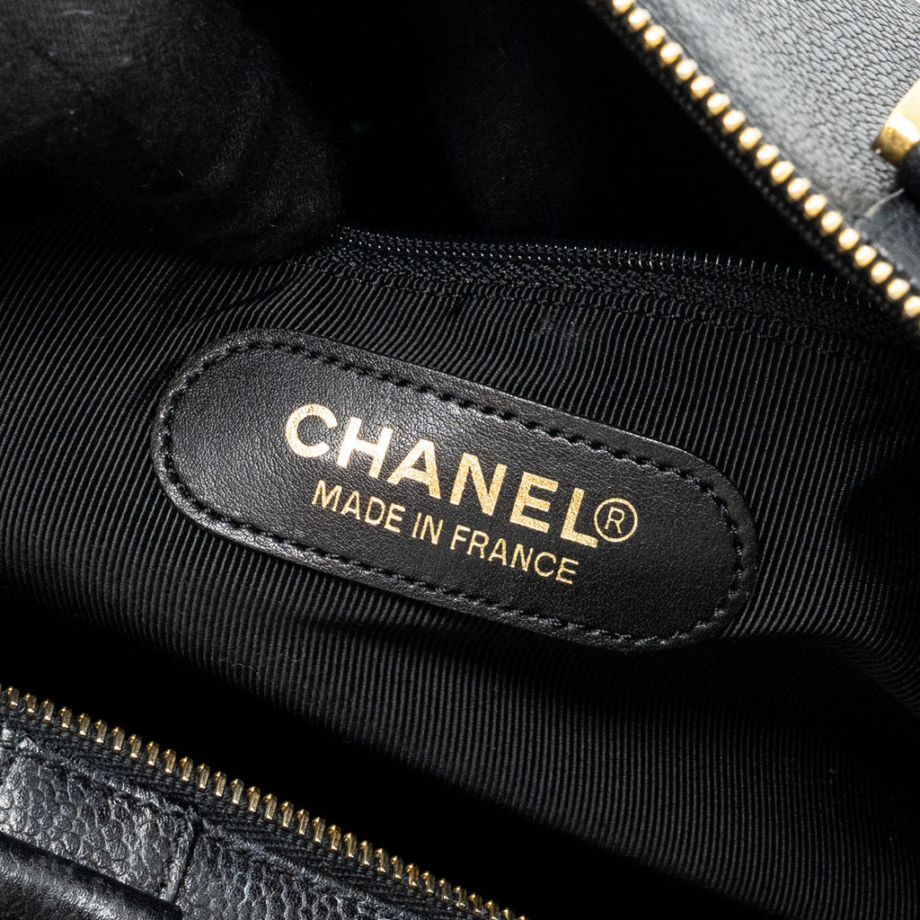 Chanel Vintage Travel Bag Caviar Black