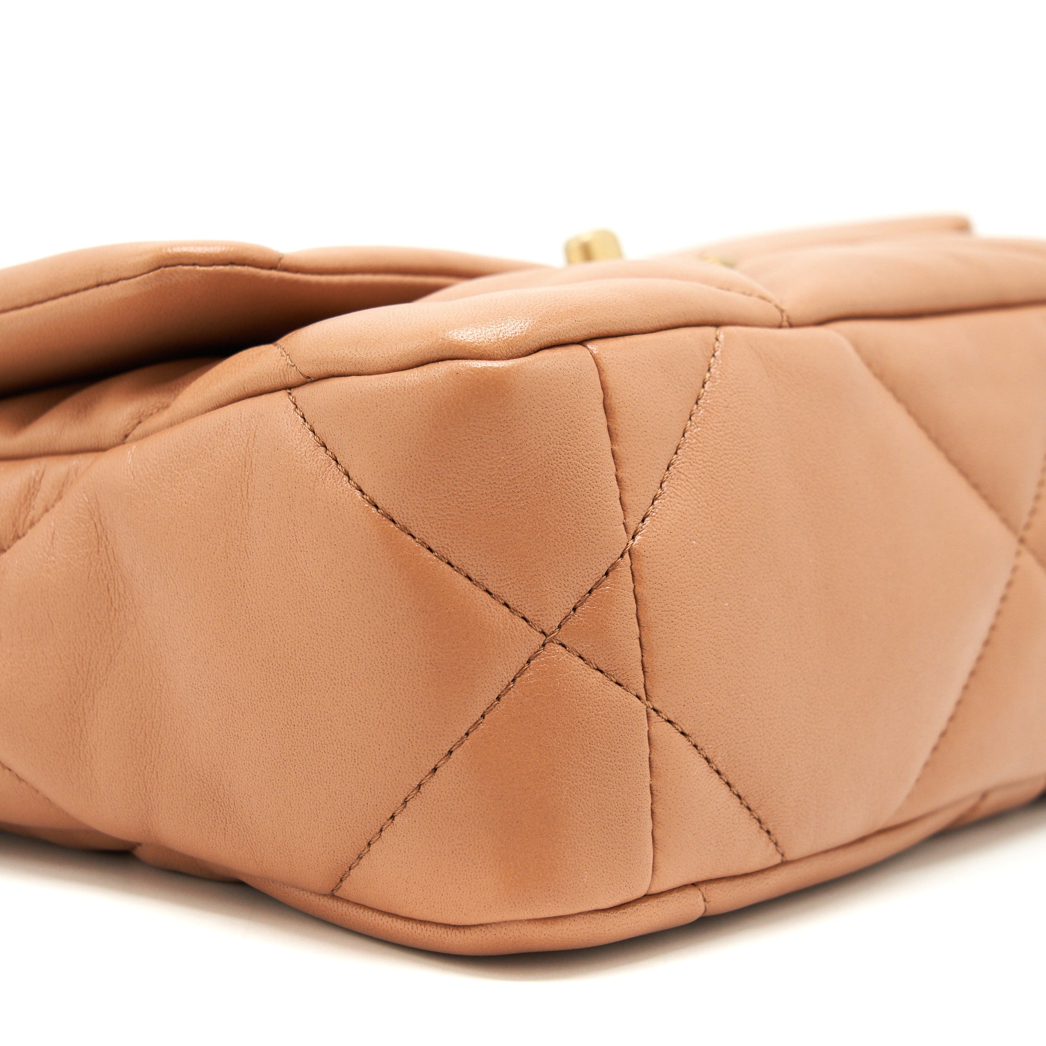 Chanel 21K Small 19 Flap Bag Lambskin Caramel