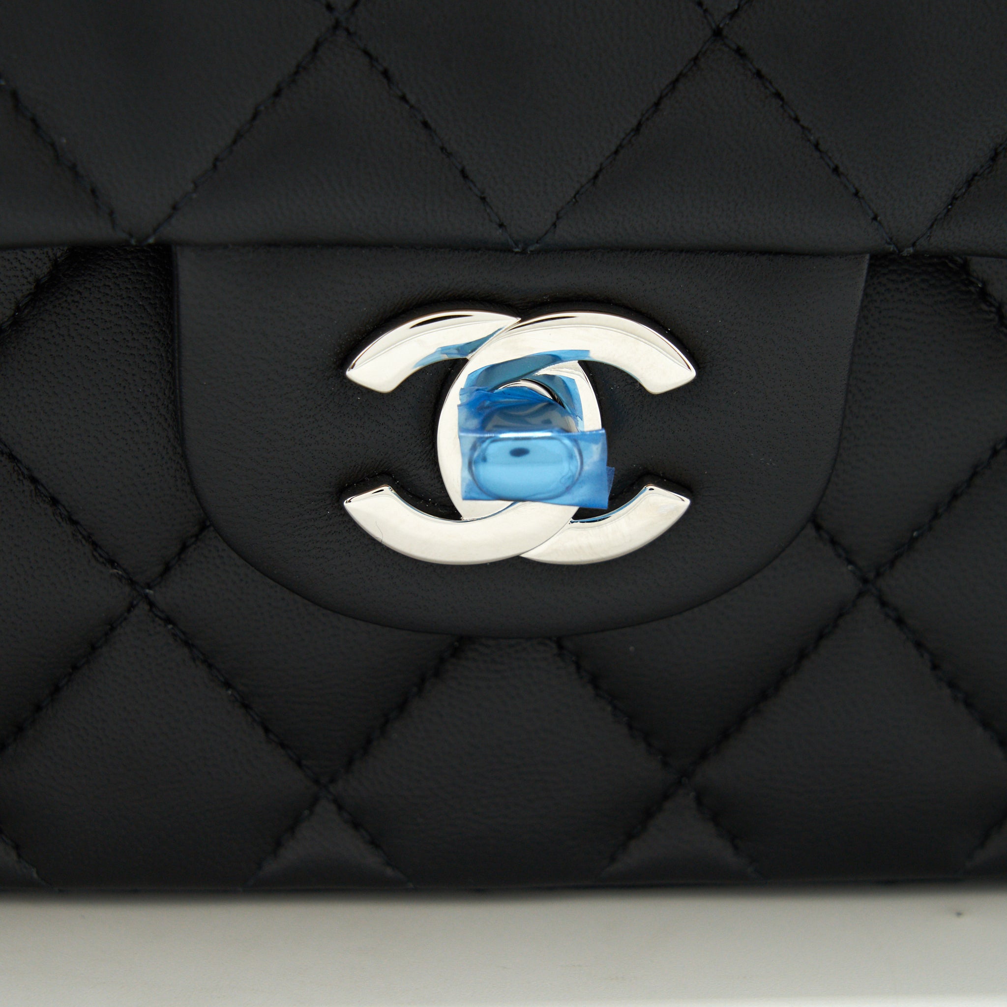 Chanel Small Classic Double flap Bag Lambskin Black