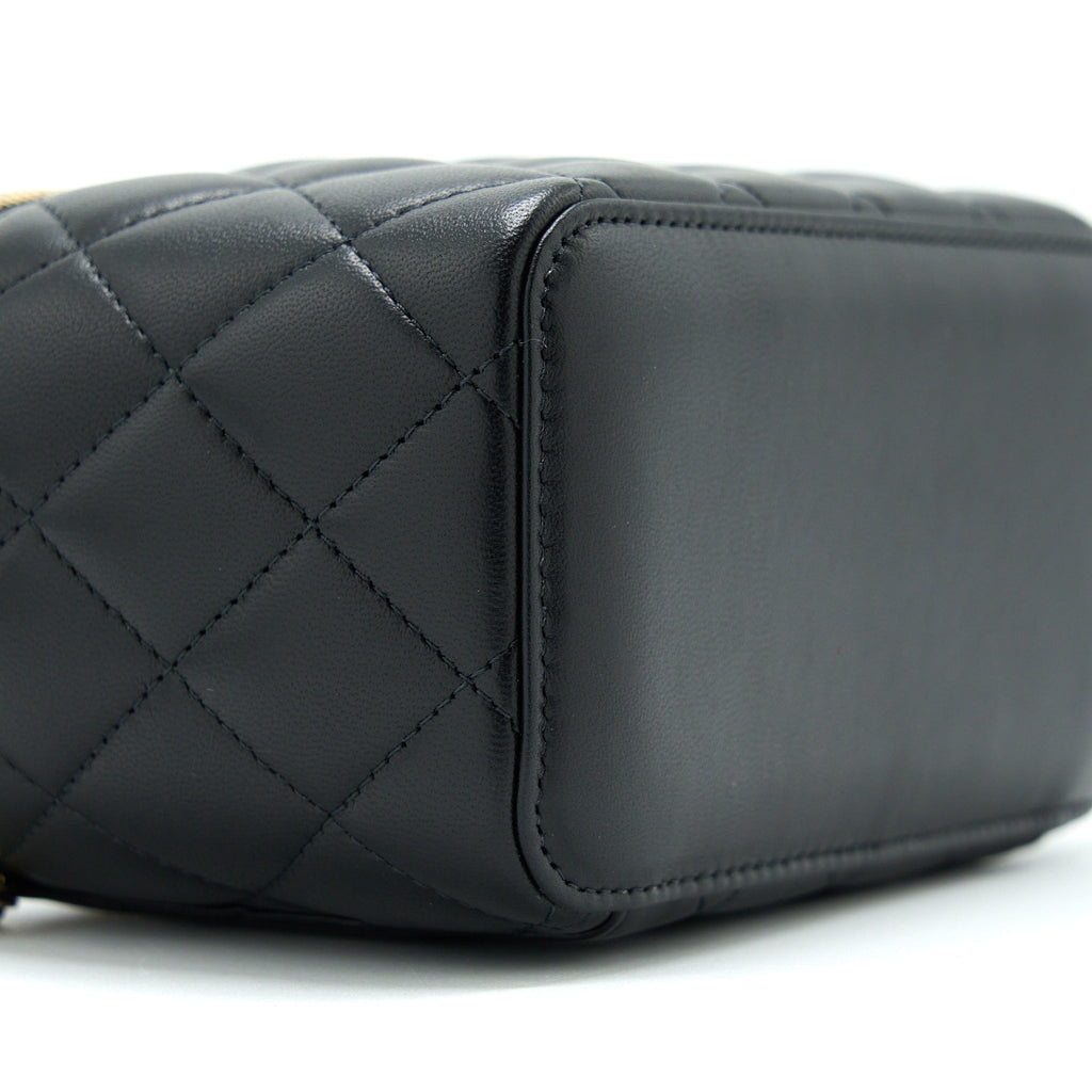 Chanel 22A Pearl Crush Long Vanity With Chain Lambskin Black