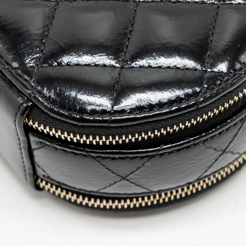 Chanel 22B Top Handle Mini Round Vanity Case With Chain Shiny Lambskin Black L (Microchip)