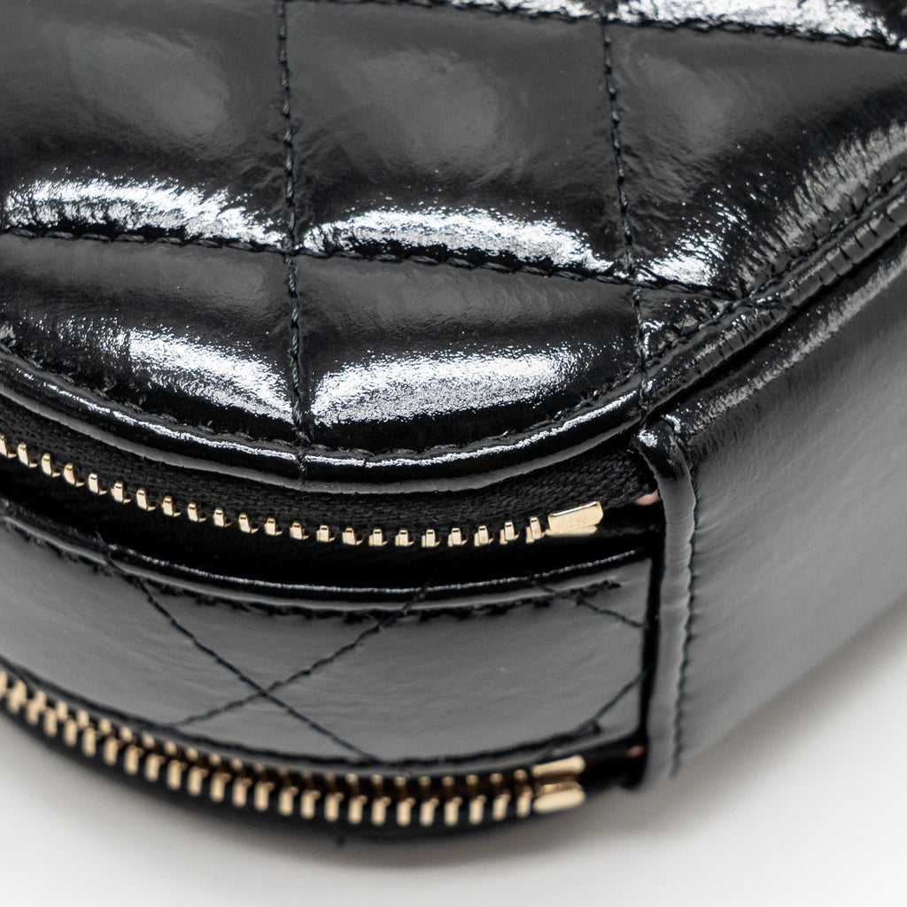 Chanel 22B Top Handle Mini Round Vanity Case With Chain Shiny Lambskin Black L (Microchip)