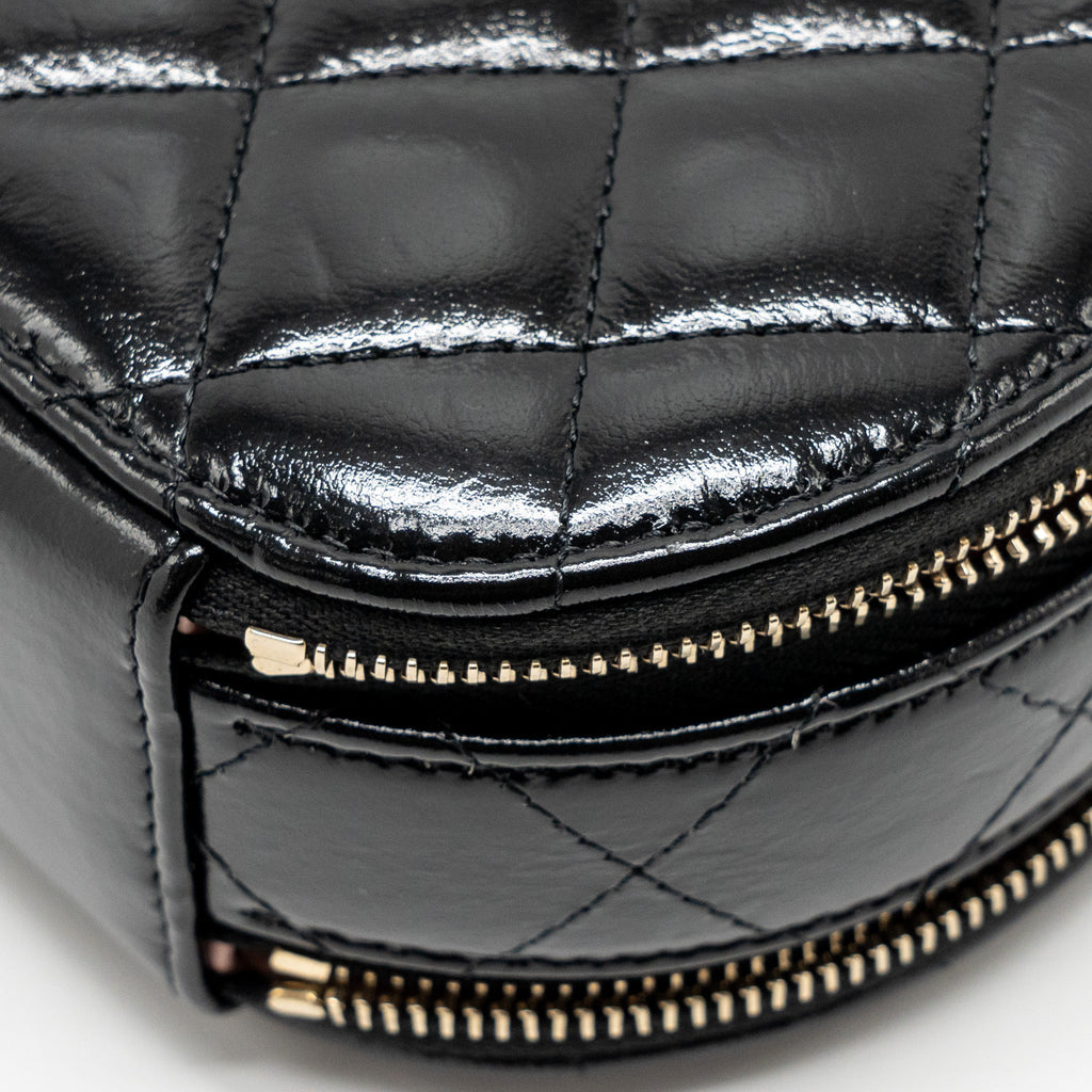 Chanel 22B Top Handle Mini Round Vanity Case With Chain Shiny Lambskin Black L (Microchip)
