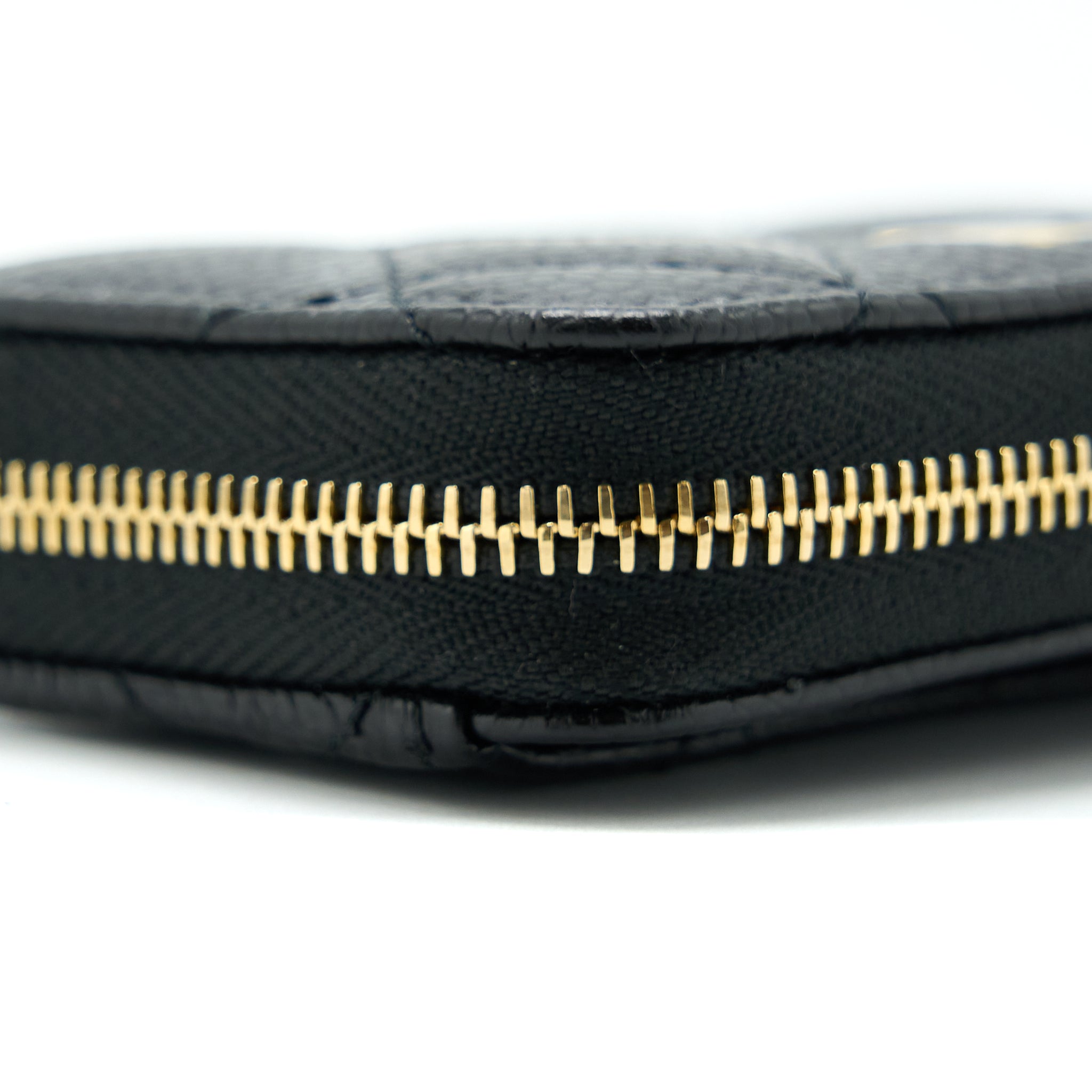 Chanel Zip Small Card Holder Caviar black