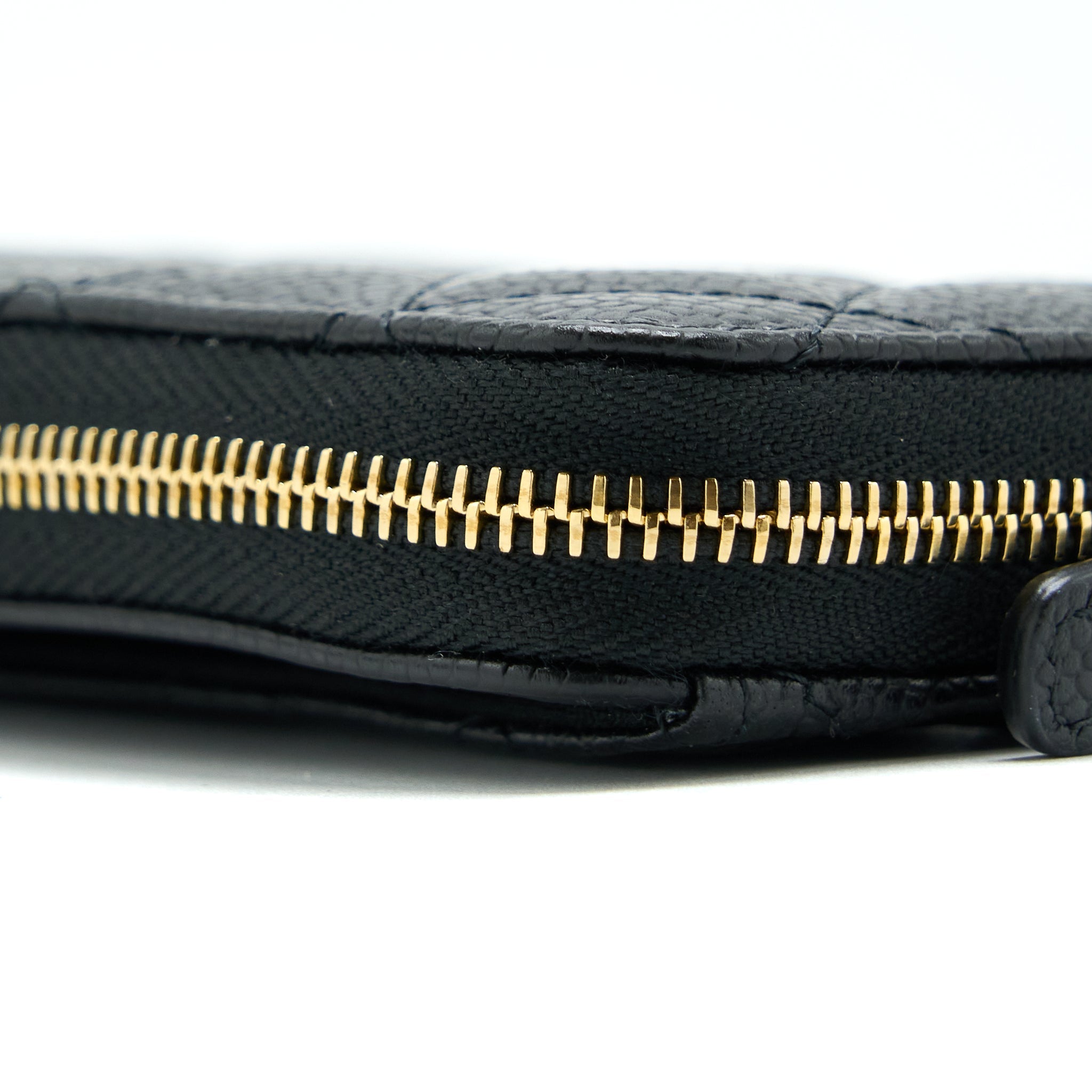 Chanel Zip Small Card Holder Caviar black