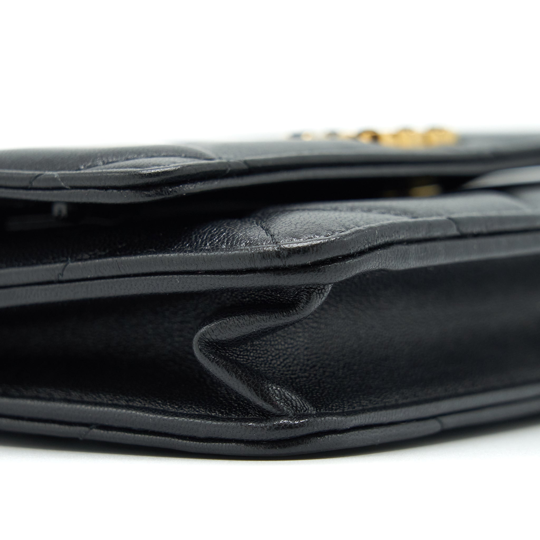 Chanel 19 Wallet On Chain Lambskin Black With Multicolour Hardware (Microchip)