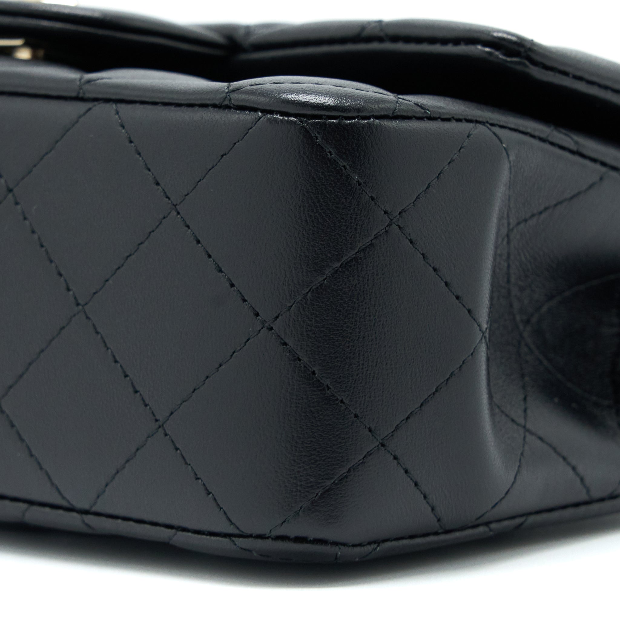 Chanel Top Handle Mini Rectangular Flap Bag Lambskin Black L (Microchip)