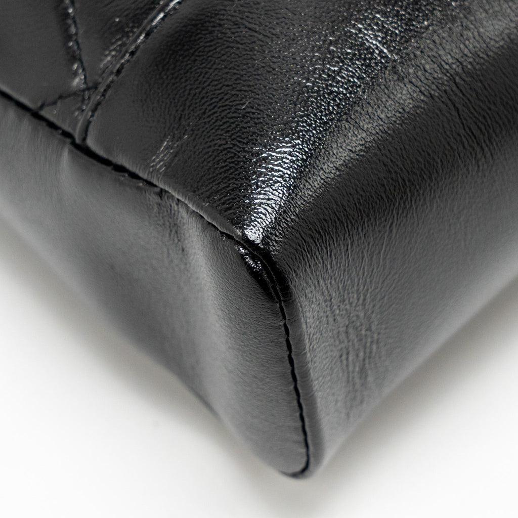 Chanel Mini 31 bag Shiny Calfskin Black L (Microchip)