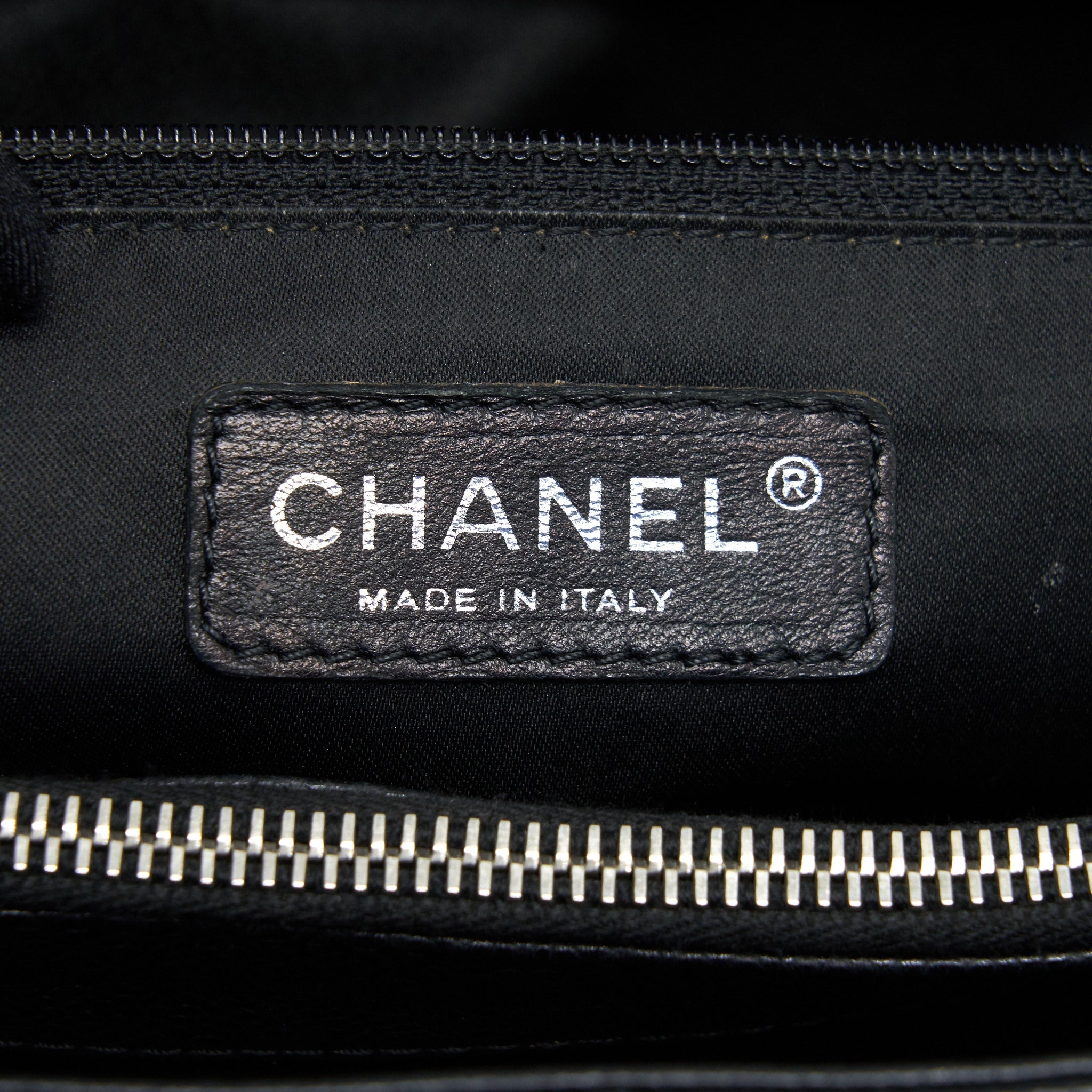 Chanel Grand Shopping Tote caviar black