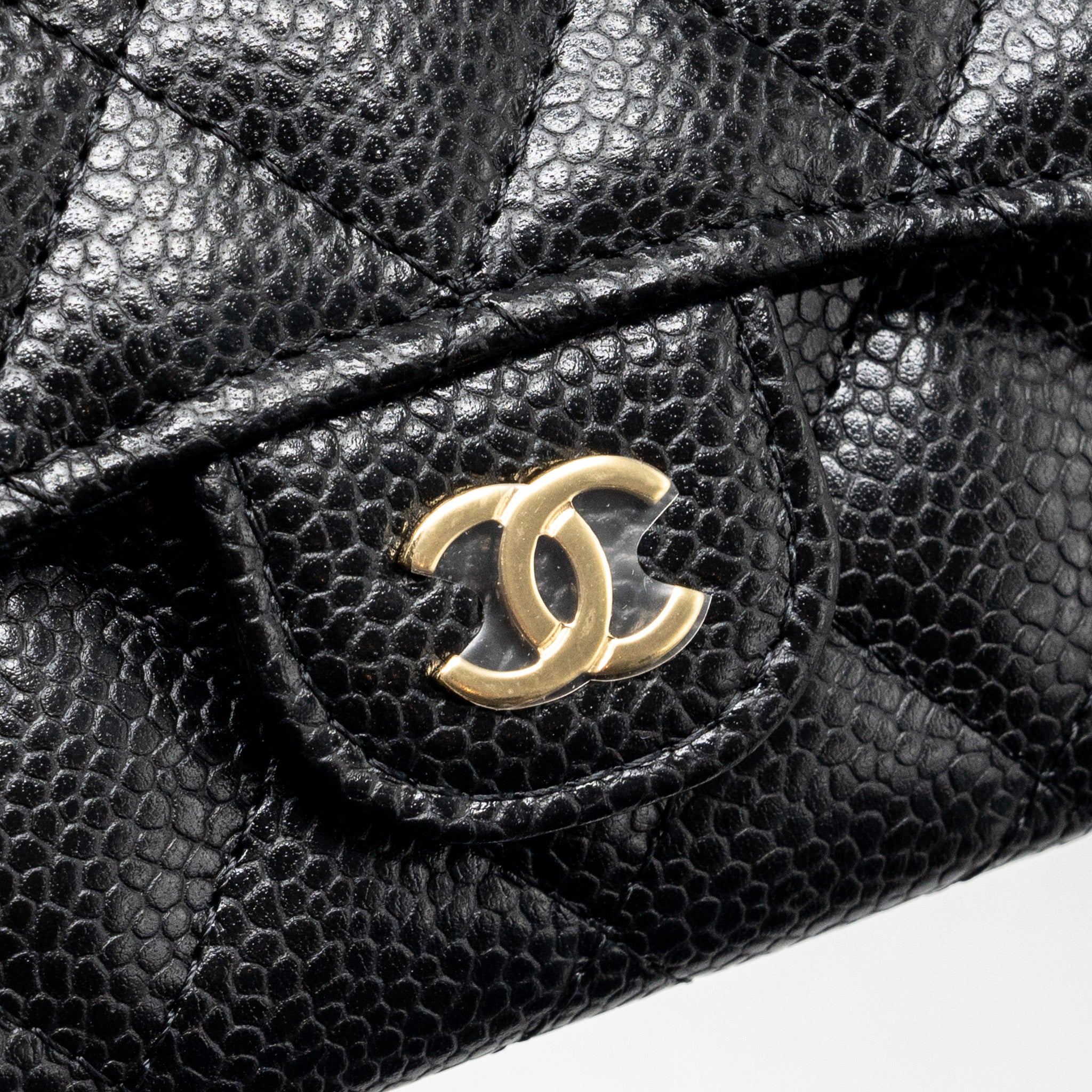 Chanel classic flap card holder caviar black   (microchip)