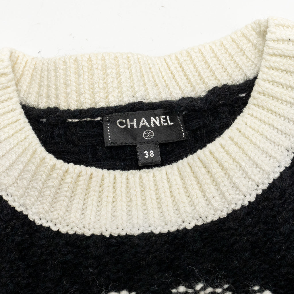 Chanel Size 38 CC Logo Sweater Wool/Cashmere/Cotton White/Black
