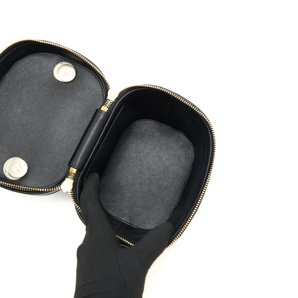 Chanel Trendy CC Round Vanity Case Crossbody Bag Lambskin Black L