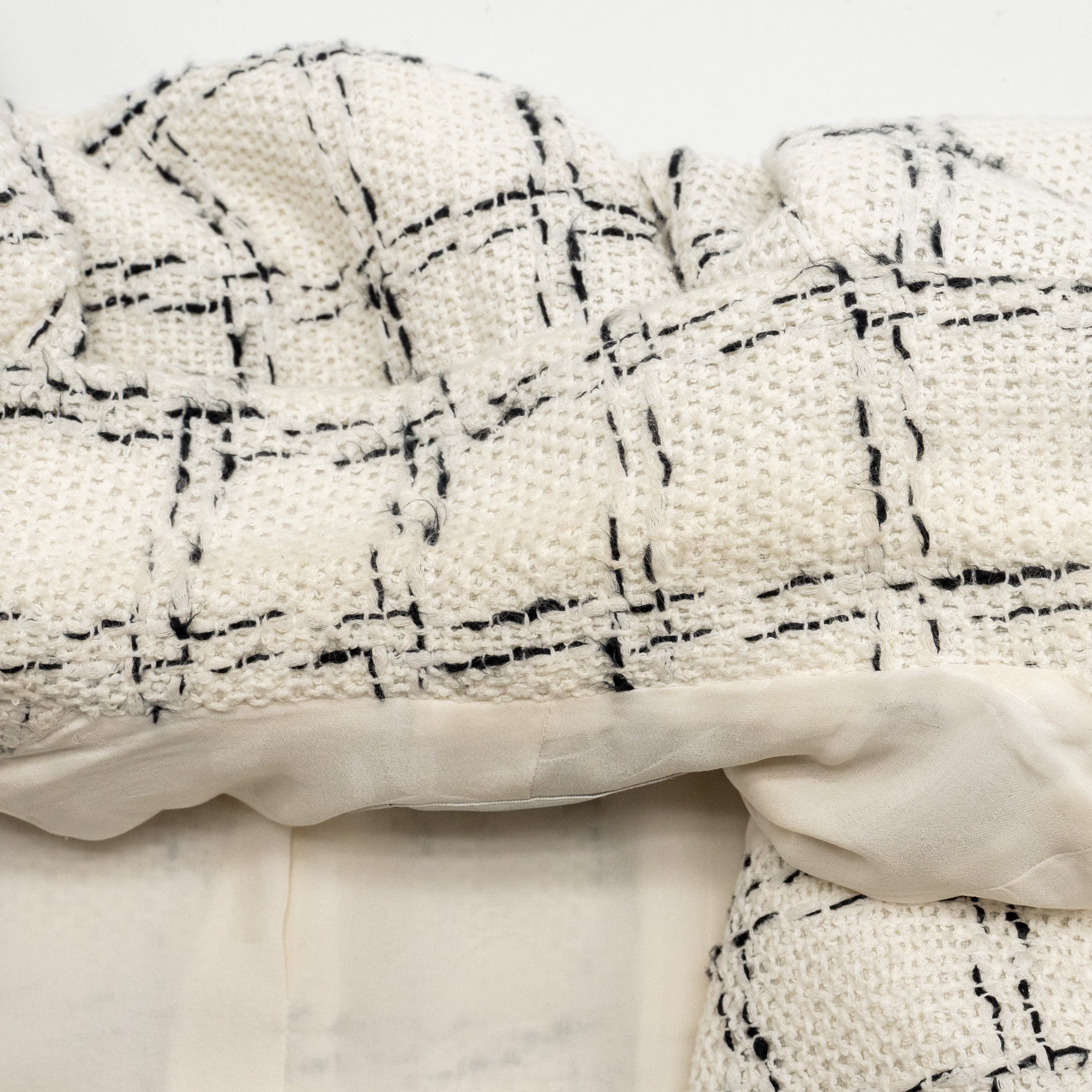 Chanel Size 40 23S Tweed Jacket Cotton White/Black