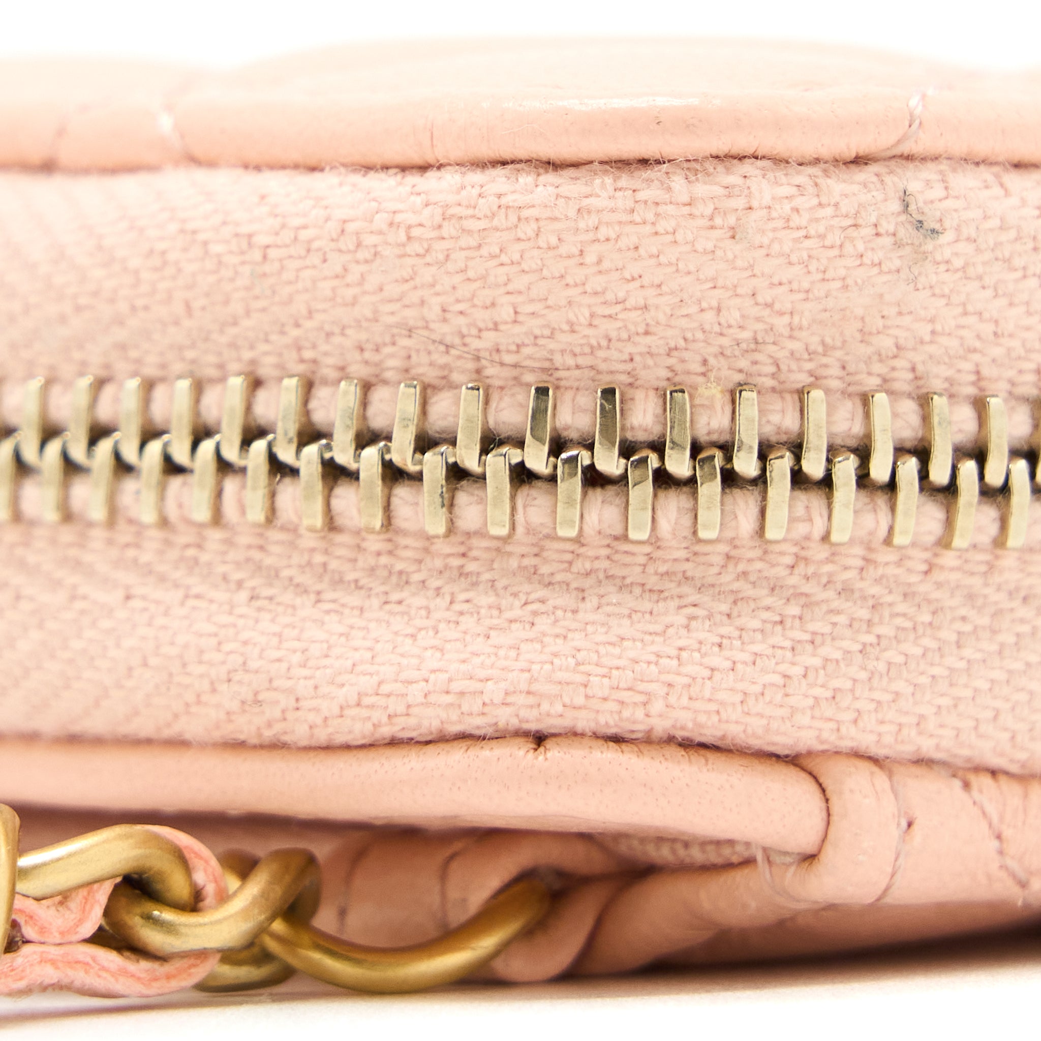Chanel Pearl Crush Zippy Card Holder Lambskin Light Pink Brushed