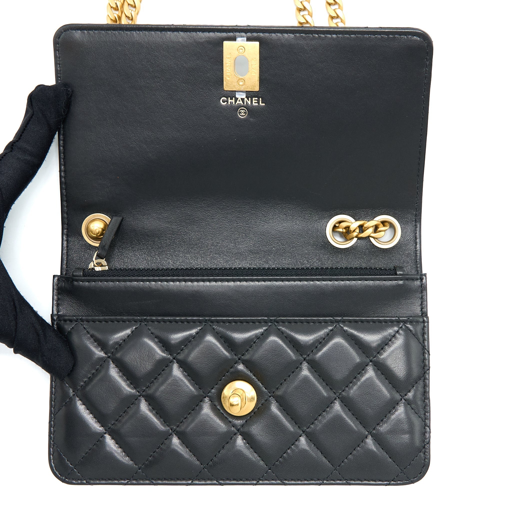 Chanel 22K Gold Pillar Wallet On Chain Lambskin Black Brushed (Microchip)