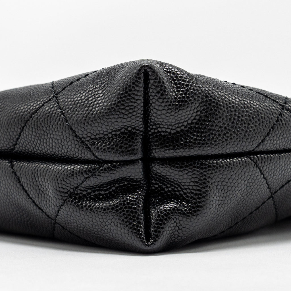 Chanel Mini 22 Bag Caviar Black  (Microchip)