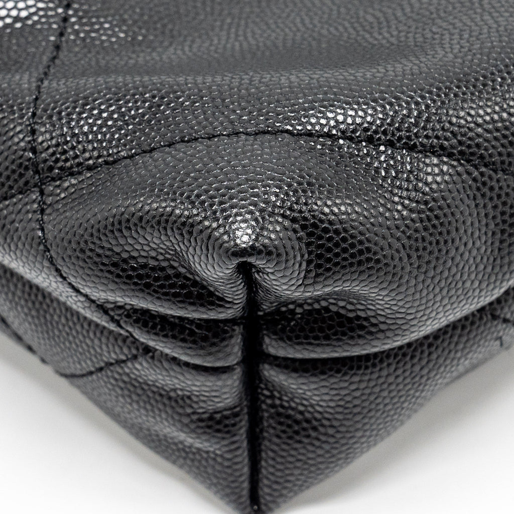 Chanel Mini 22 Bag Caviar Black  (Microchip)