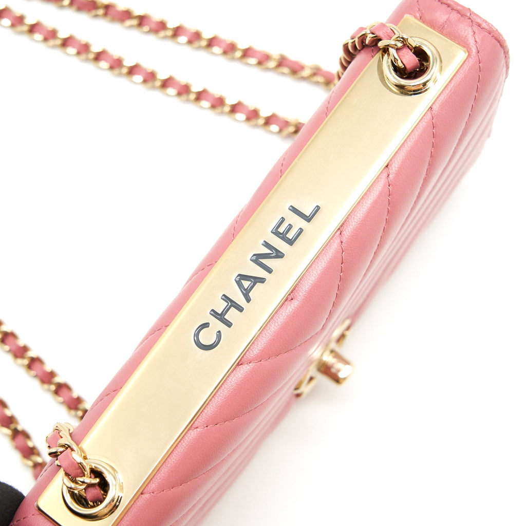 Chanel Chevron trendy CC Wallet on Chain Lambskin pink L