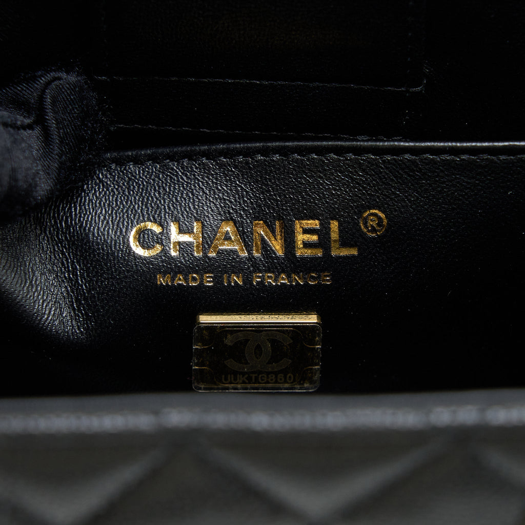Chanel Mini Bucket Tote Bag Caviar Black L (Microchip)