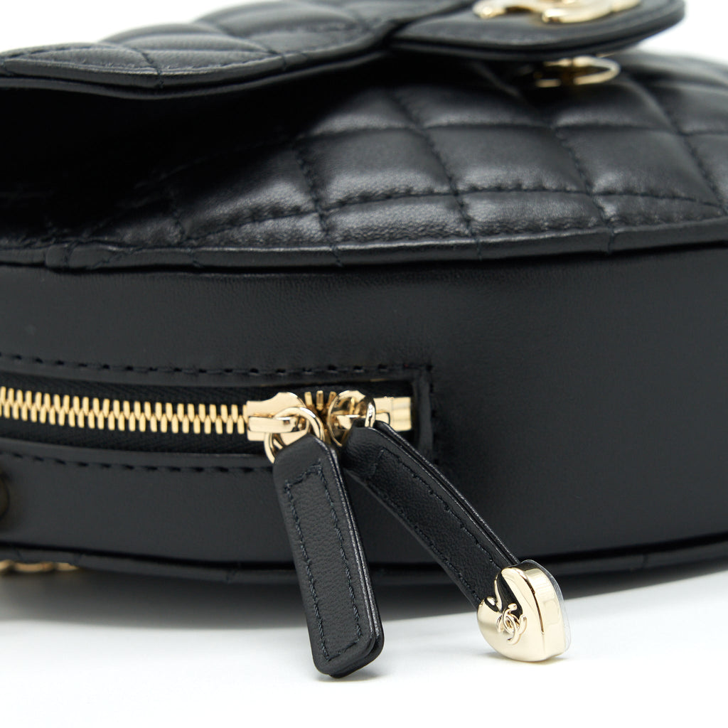 Chanel 22S Heart Bag Lambskin Black L