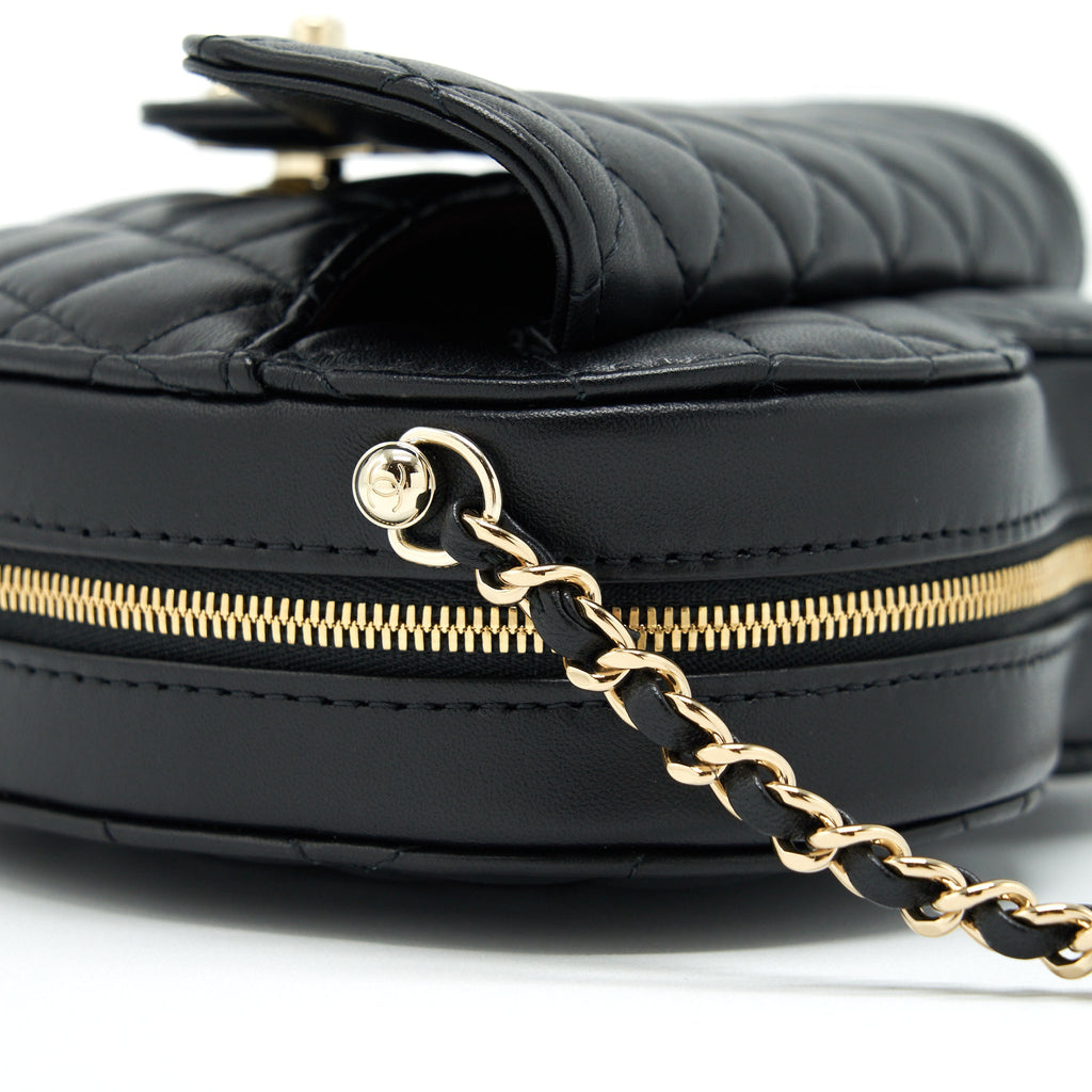 Chanel 22S Heart Bag Lambskin Black L