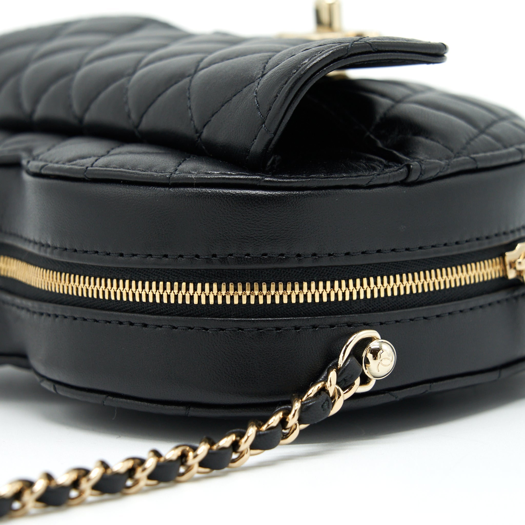 Chanel 22S Heart Bag Lambskin Black L