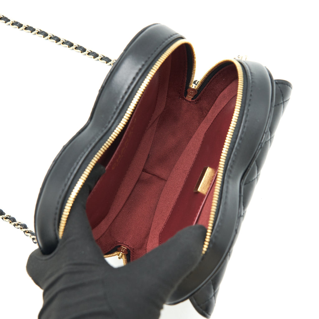 Chanel 22S Heart Bag Lambskin Black L