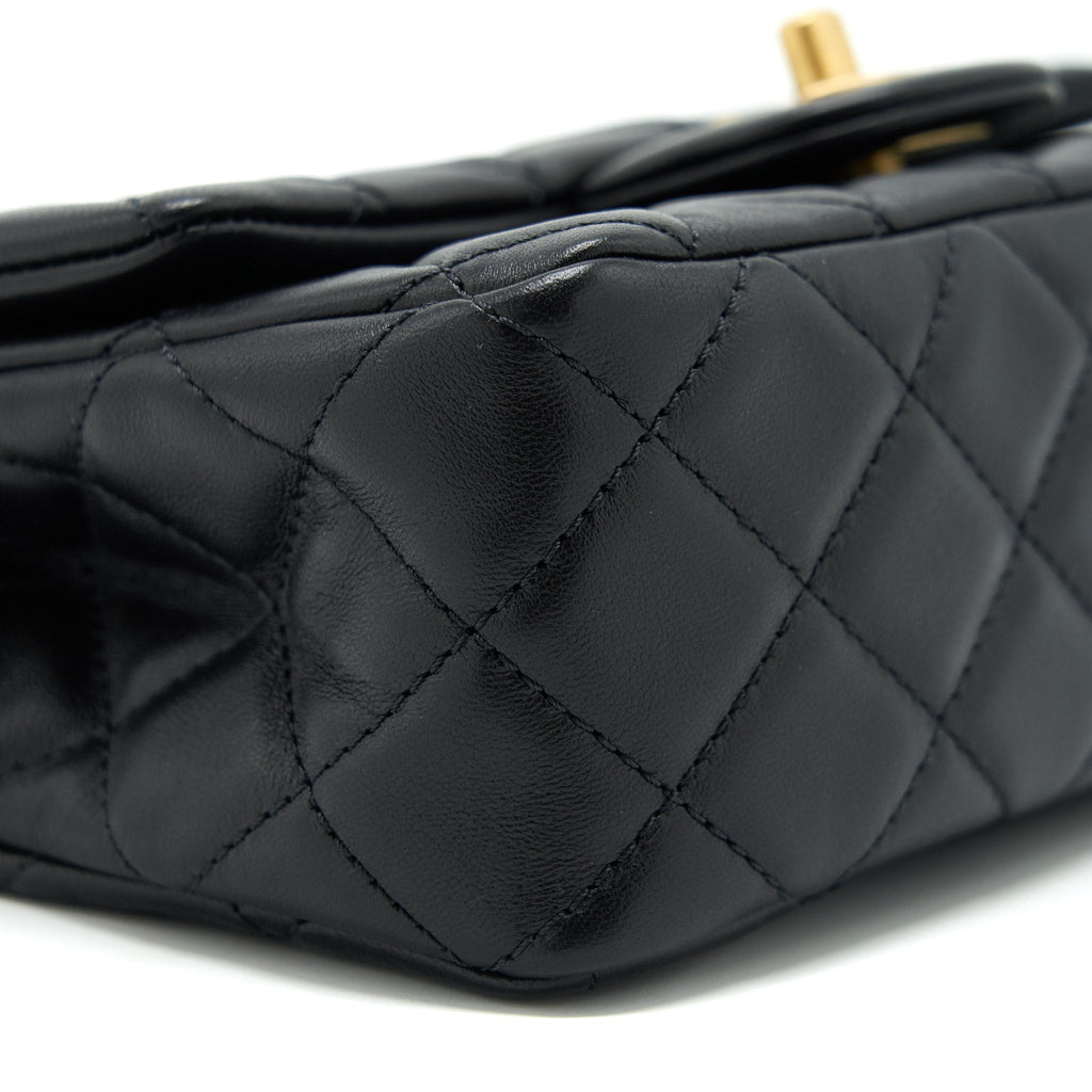 Chanel 22C pearl crush mini Rectangular Lambskin Black