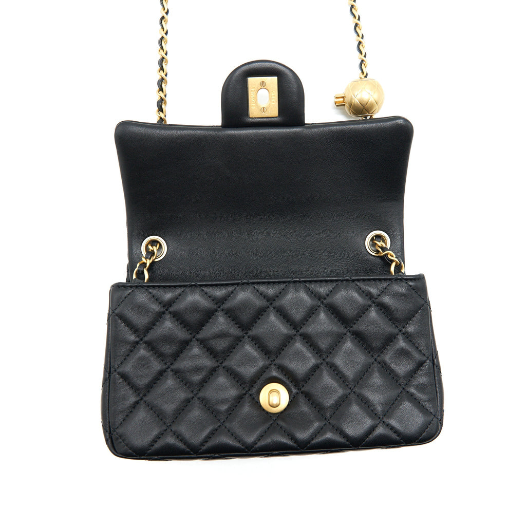 Chanel 22C pearl crush mini Rectangular Lambskin Black