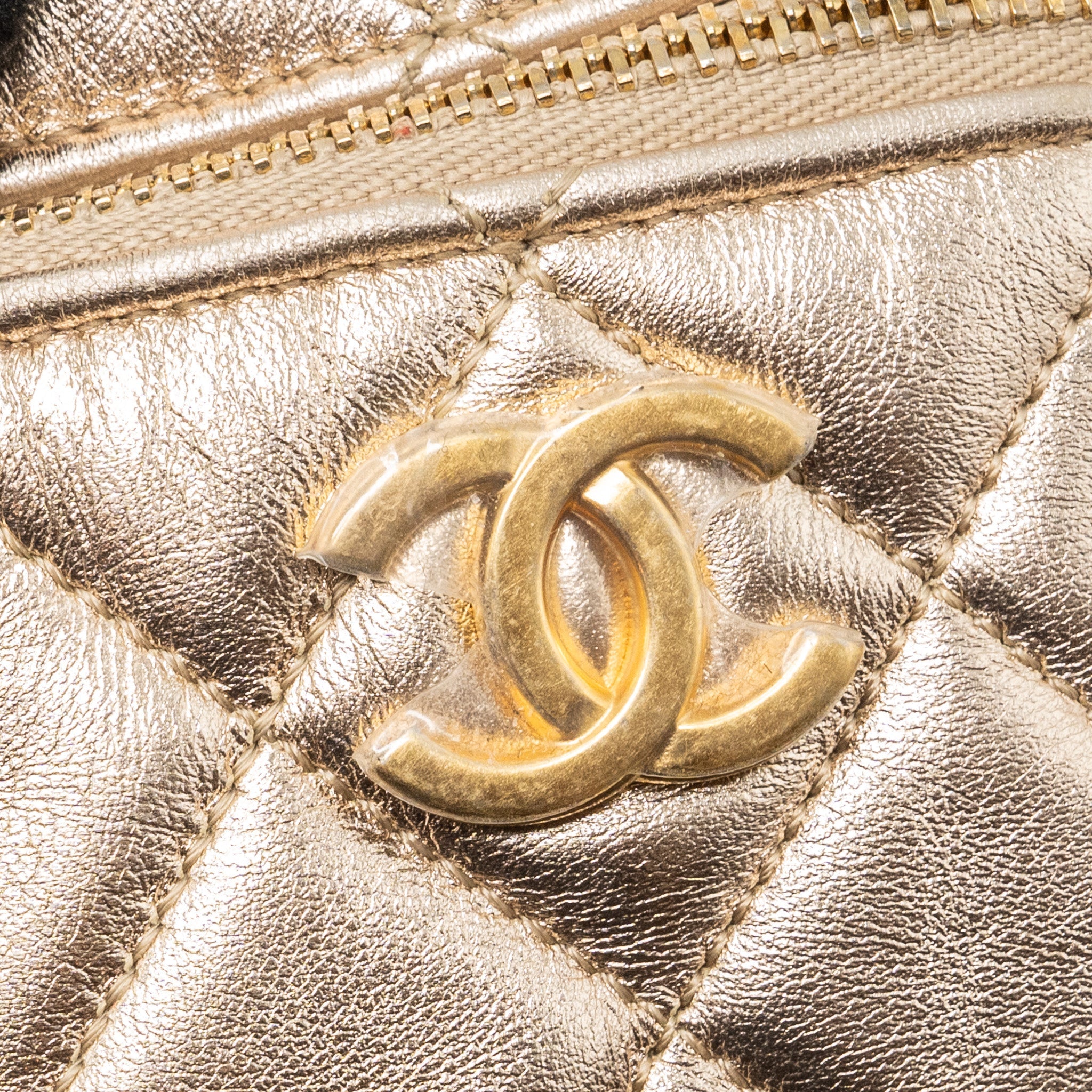 Chanel 22s Dice Purse With Chain Lambskin Gold Brushed