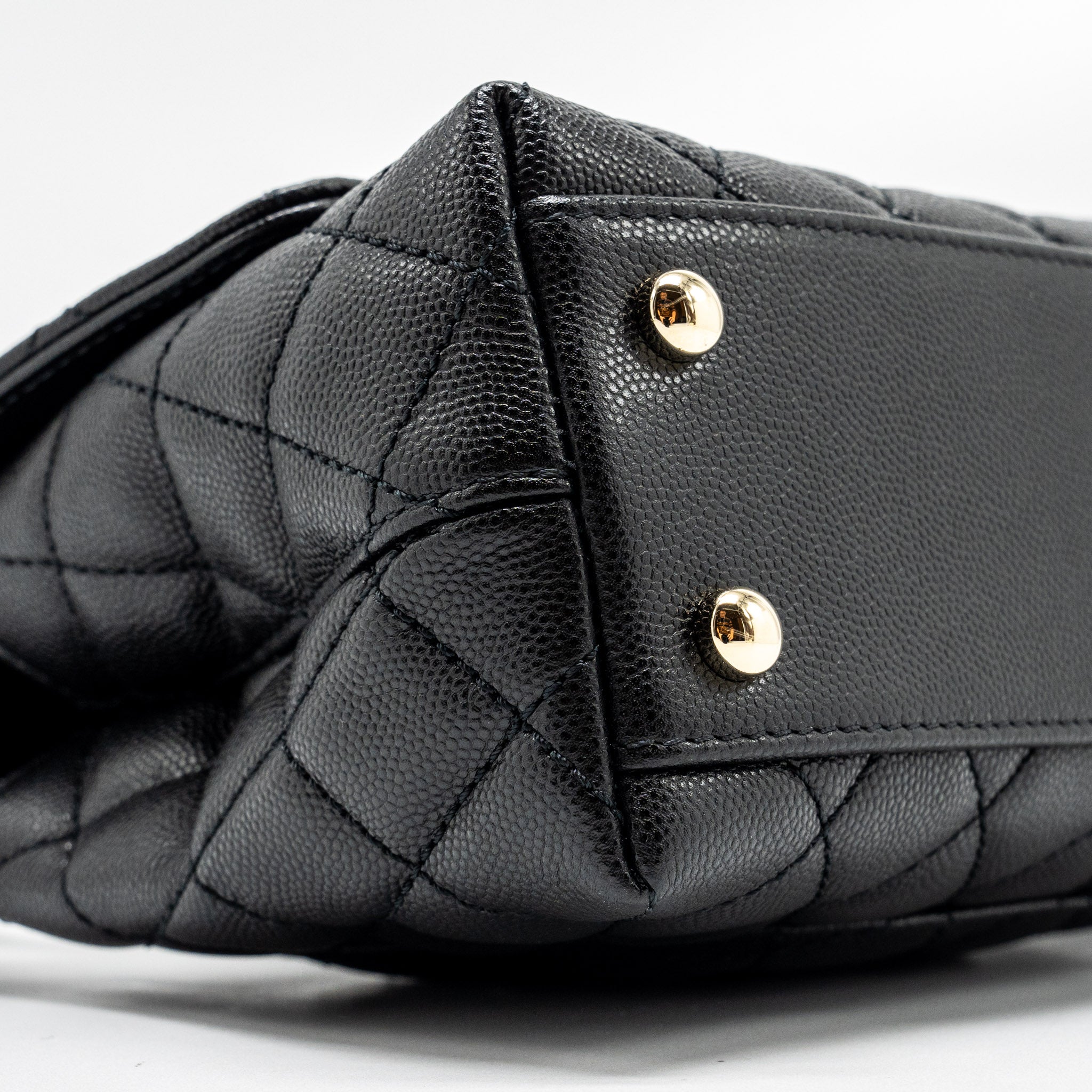 Chanel SMALL COCO HANDLE CAVIAR black L (microchip)