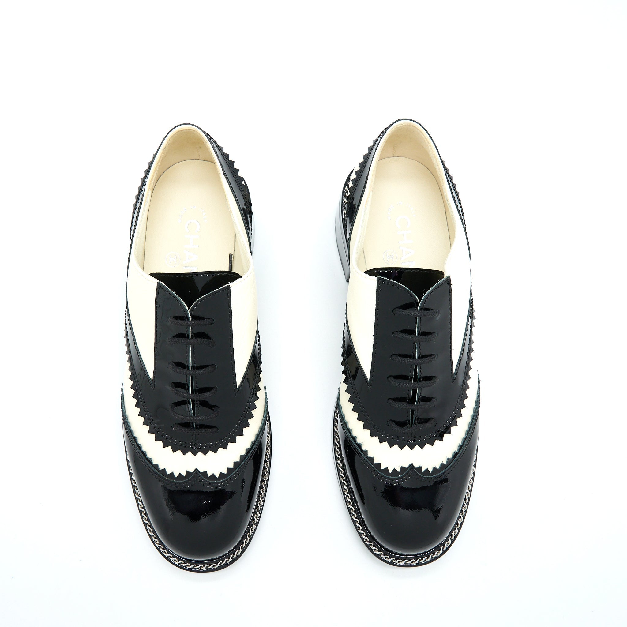 Chanel Size 38.5 Patent/Lambskin Black/White Loafer